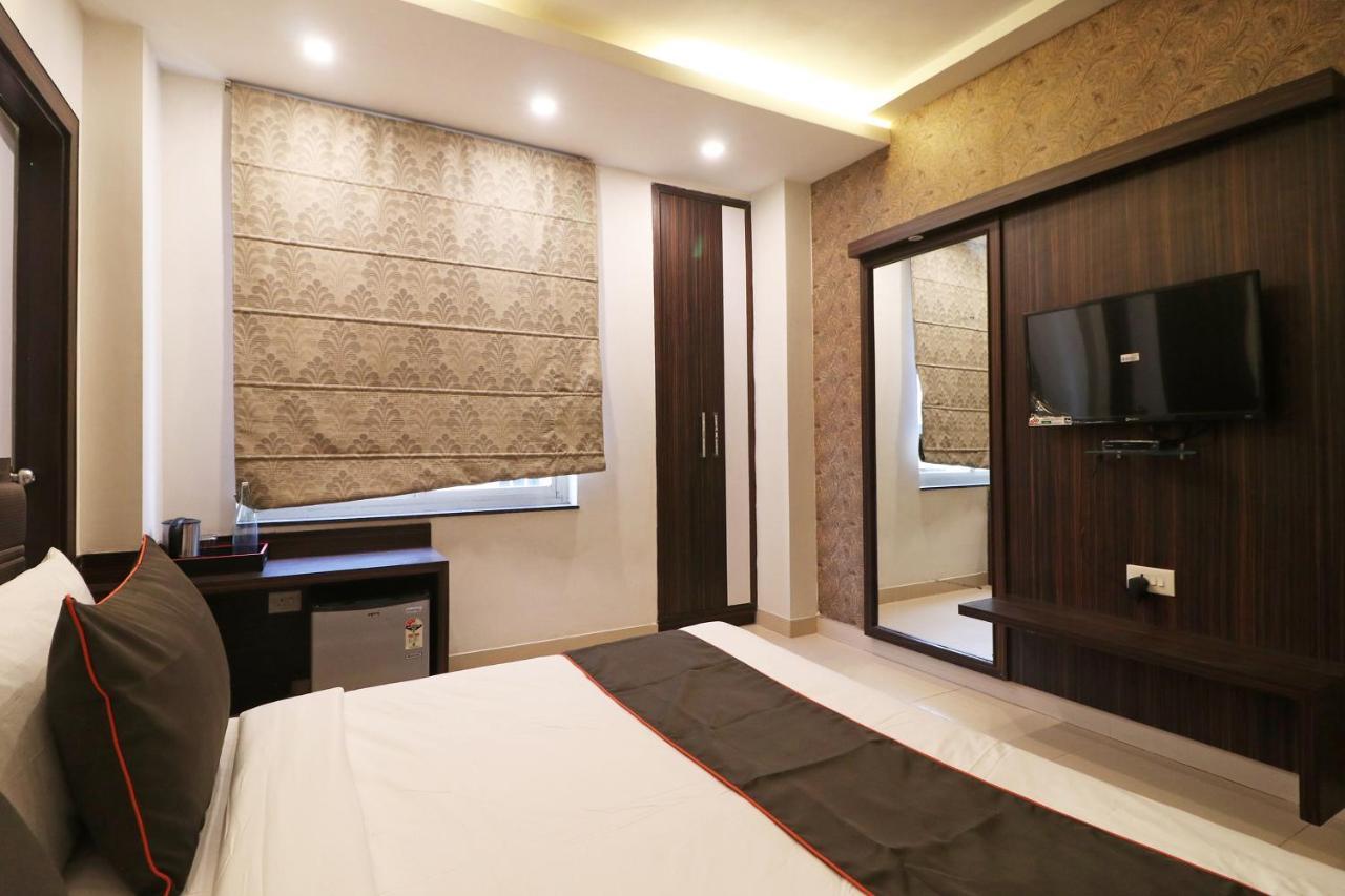 Collection O 45990 Premiere Villa Kakarmatha エクステリア 写真